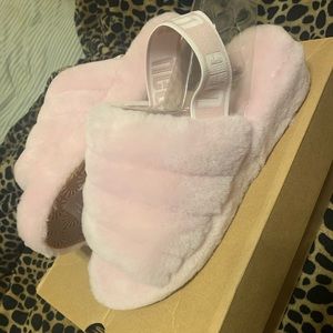 Light Pink Ugg Fluff Slides For Sell ! Never Worn!